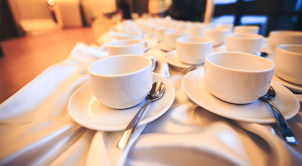 Gastro Becher in Weiß