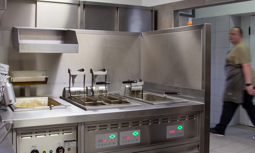 Stepanek 9299 1000x600px