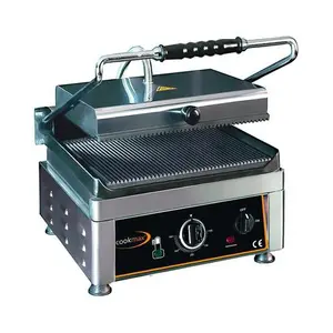 Elektro-Kontaktgrill, oben + unten gerillt    28,0 x 28,0 x 30,0 230 V / 1,75 kW Cookmax black