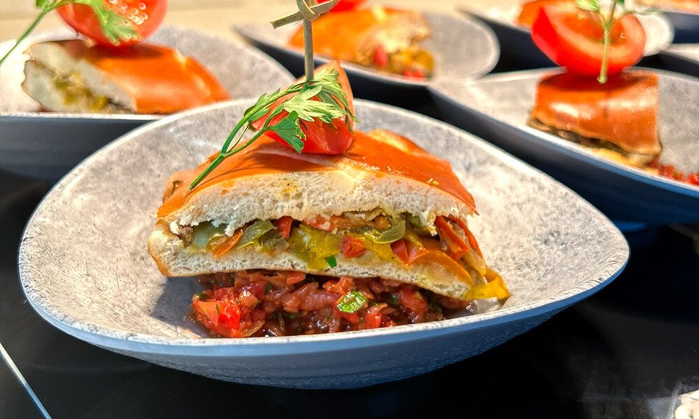 ADIS IMG 0433 1000x600dpi